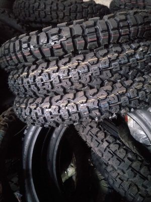 OEM 18-calowe opony motocyklowe Opony motocyklowe z pełnej gumy 410-18