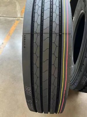 Okres gwarancji 3 lata lub 120 opon do samochodów ciężarowych i autobusów, odpowiednich na różne warunki pogodowe, zapewniających wydajność i bezpieczeństwo