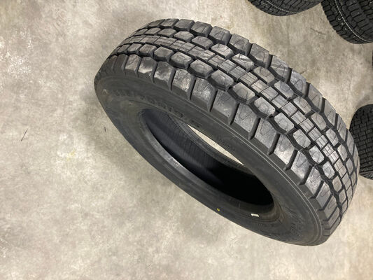 Opony do ciężarówek i autobusów 225/70R19.5 Wszystkie stalowe radialne opony do samochodów ciężarowych