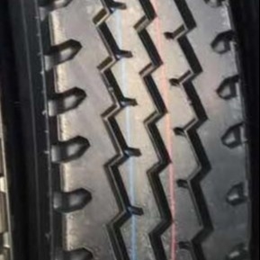Ekonomiczne opony ciężarowe 900R20 Szerokość 259 mm Opony radialne do autobusów ciężarowych